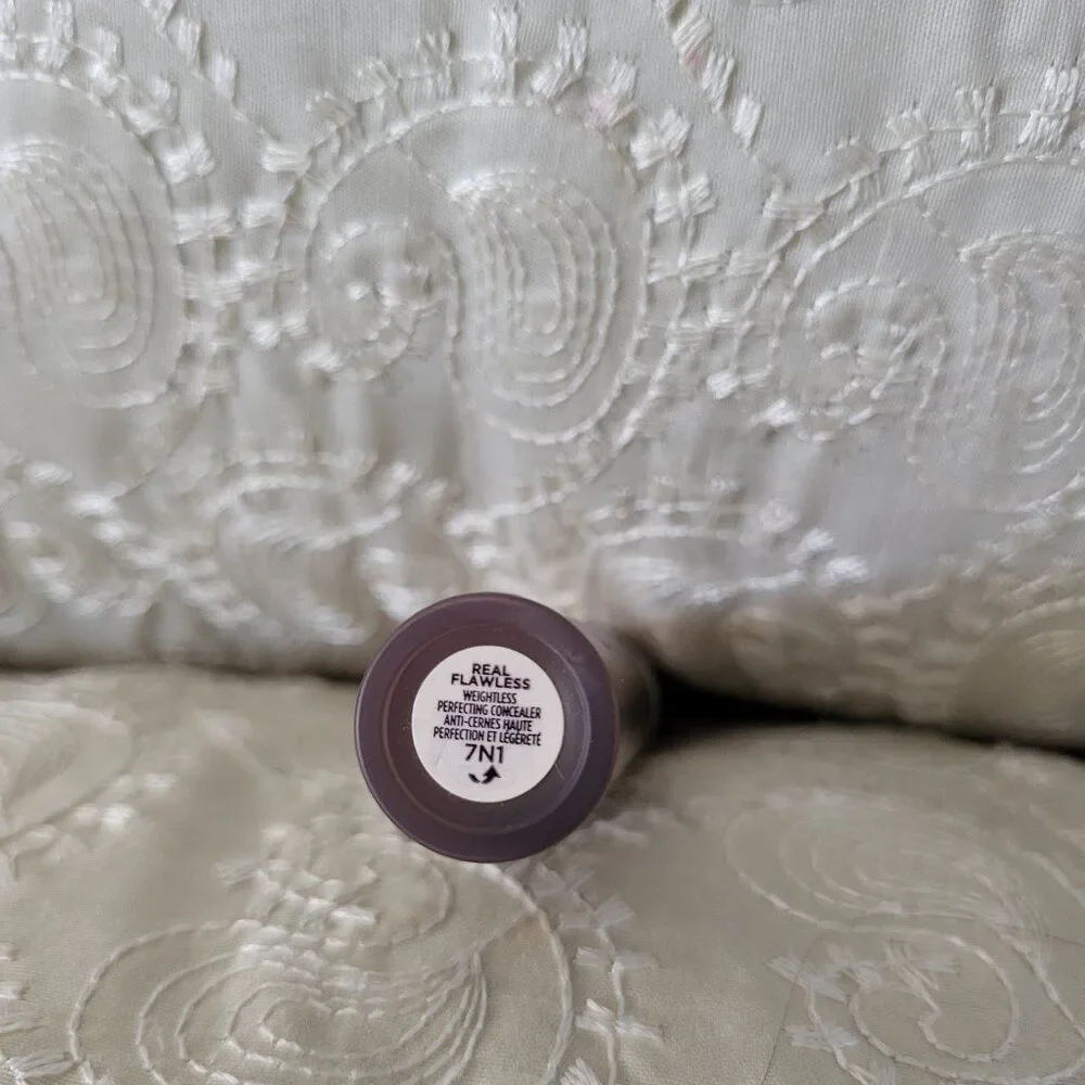 Laura mercier concealer 7N1